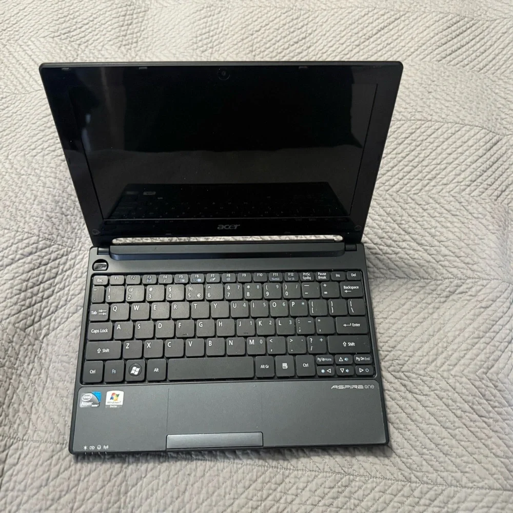 Acer Aspire One D255-2905 Black Notebook
